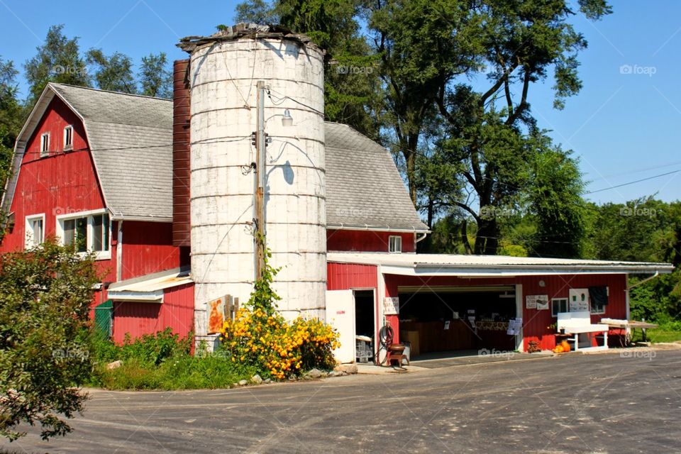 barn