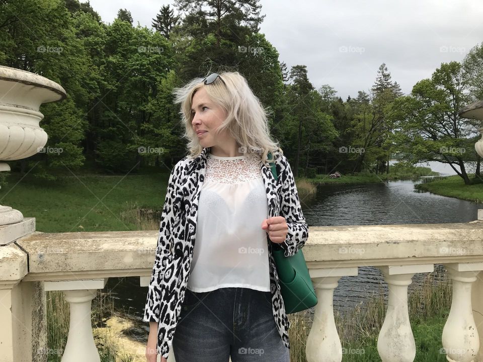 Beautiful woman with blonde hair 