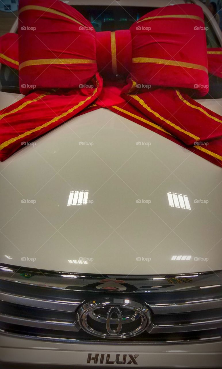 gift car carro presente Hilux