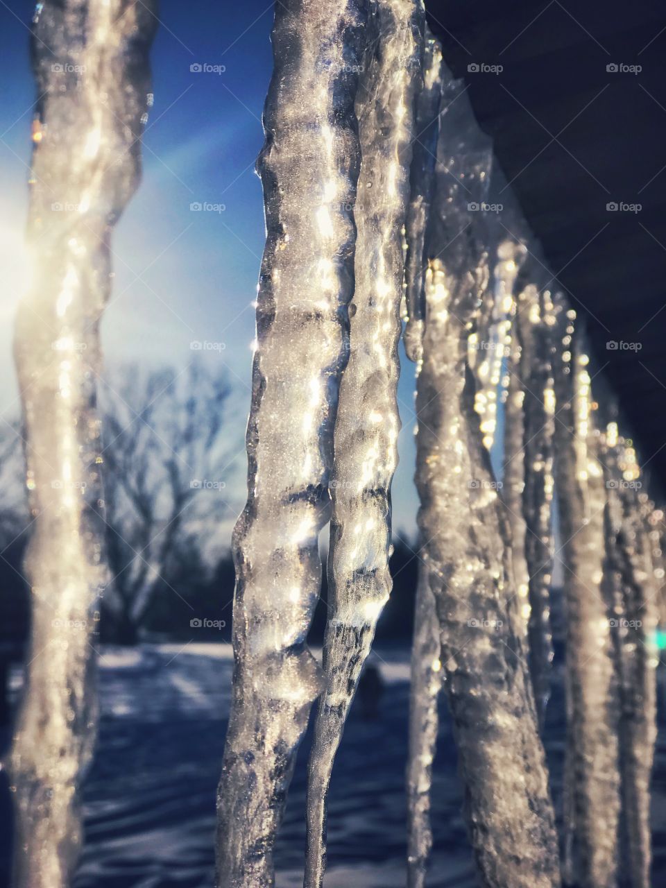 Winter’s Icy Baubles 