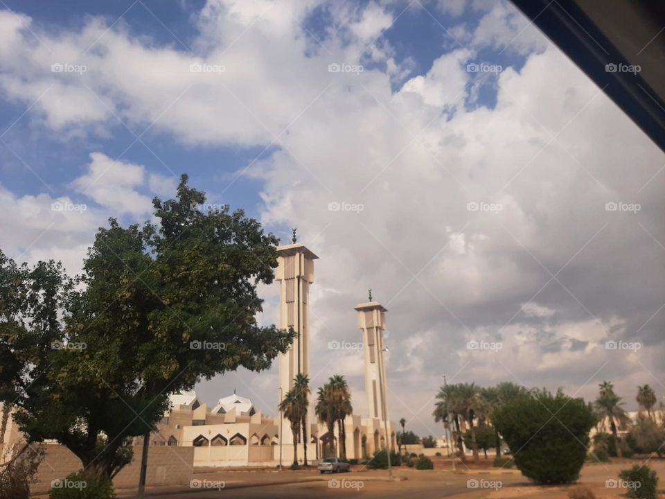 Please help me, I am very poor, I need your support and God is in need