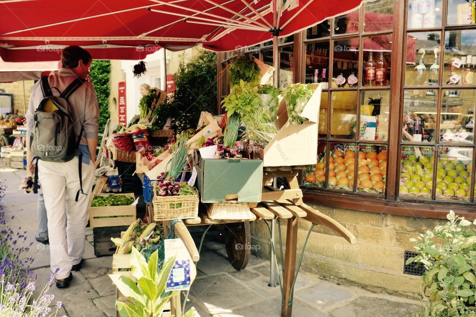 Fresh food. Greengrocers 