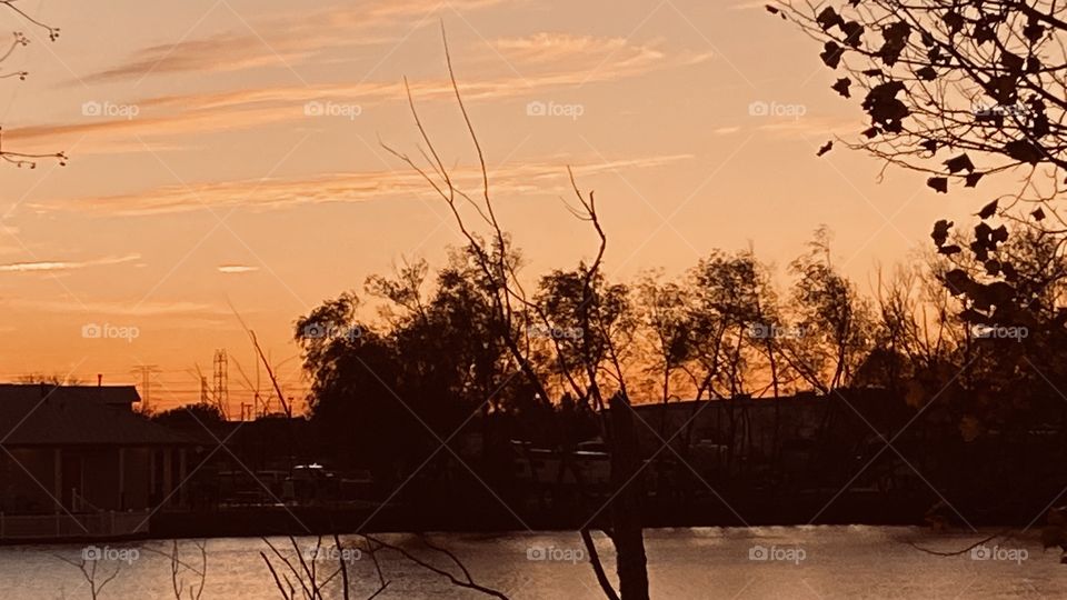 As the Sunset evening wears on the silhouetted western sky is in Pastel mode for this Sunset. 