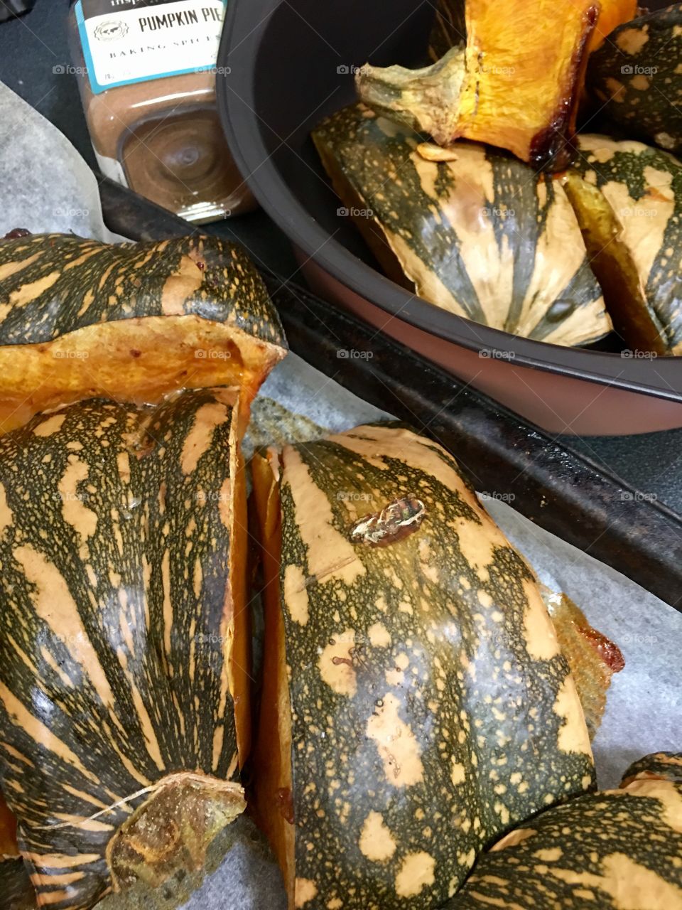 Pumpkin pie preparation 