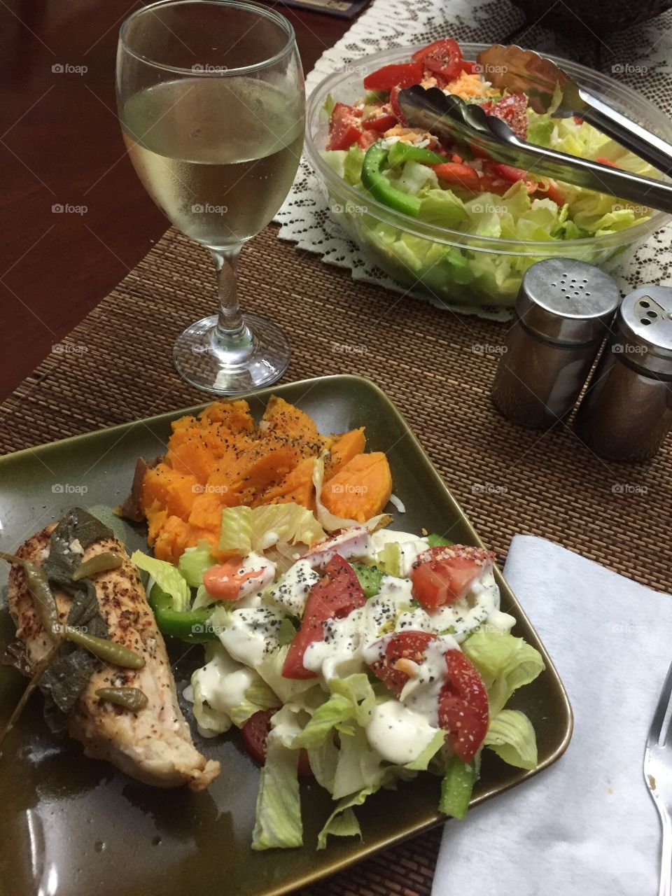 Chicken Sage Oregano with romaine salad and sweet potatoes 