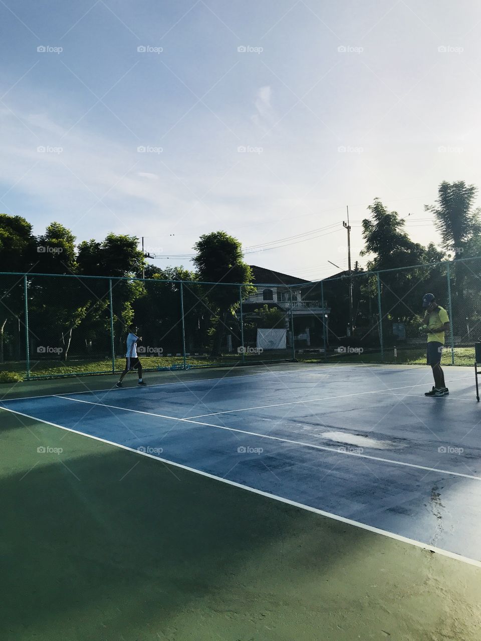 Morning tennis 