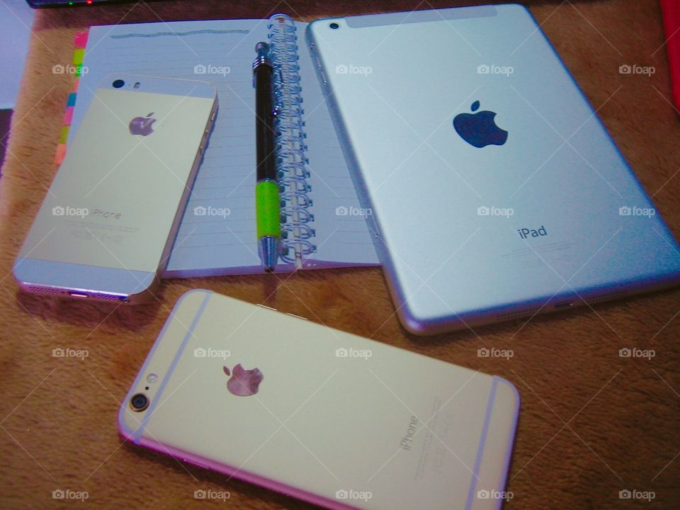 Apple gadgets 
