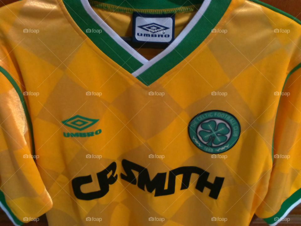 Celtic FC 1986-87 away shirt. Selling modern retro replica shirt