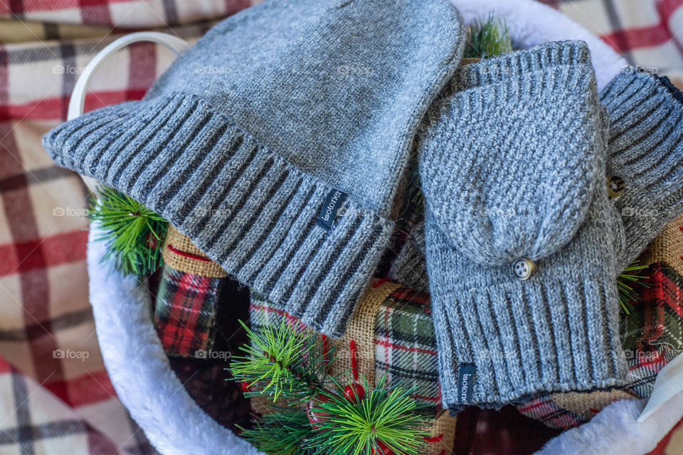 Isotoner hat and gloves for Christmas
