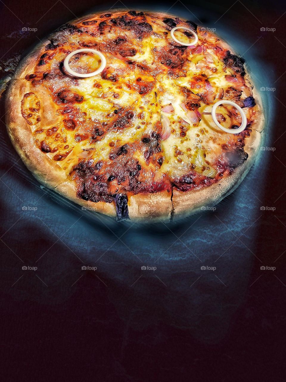 yummy pizza focused view