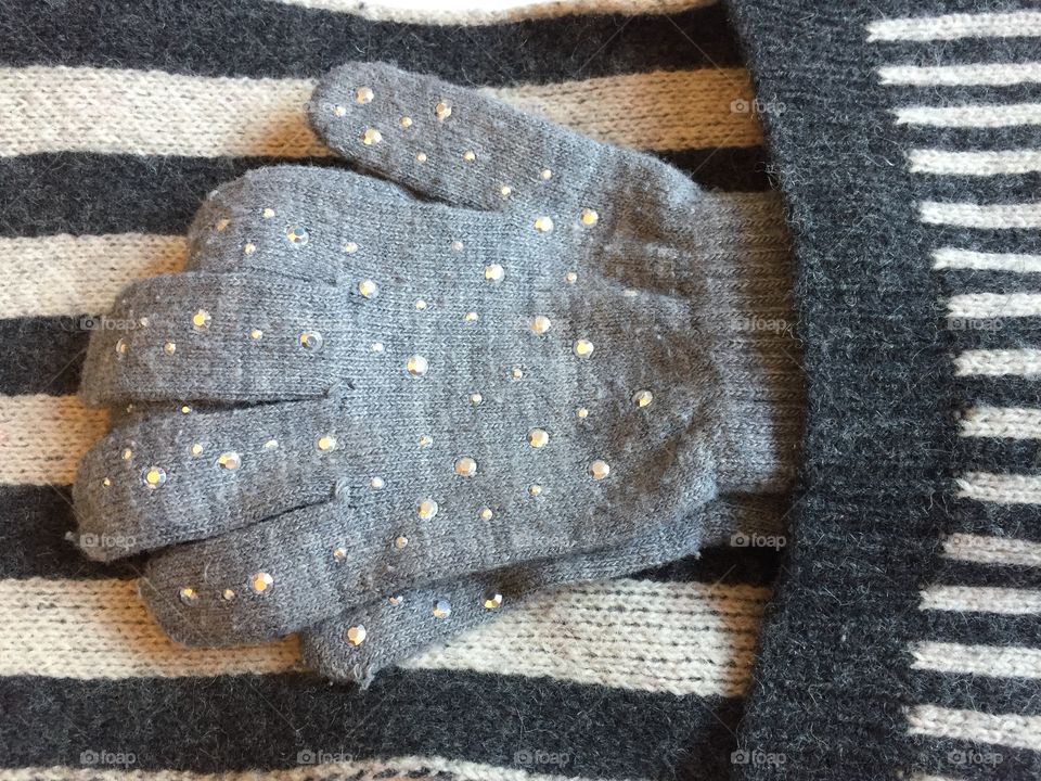 Gloves & Scarf