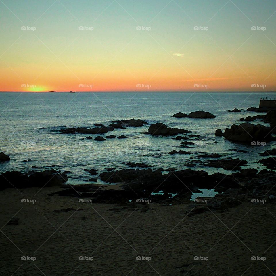 Sunset in Porto. Enjoying the autumn sunset