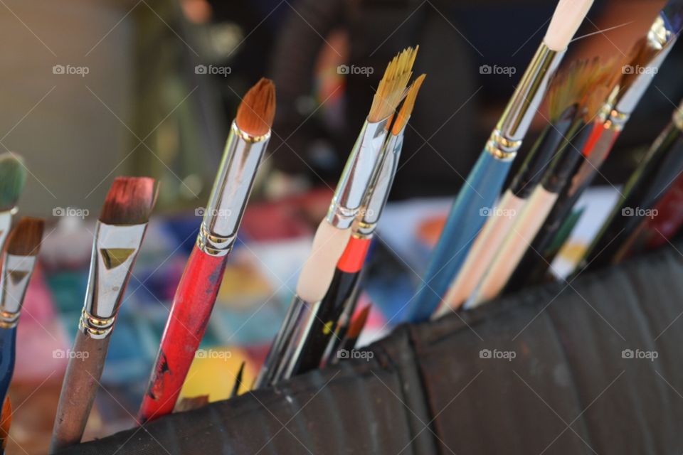 Artists' Brushes