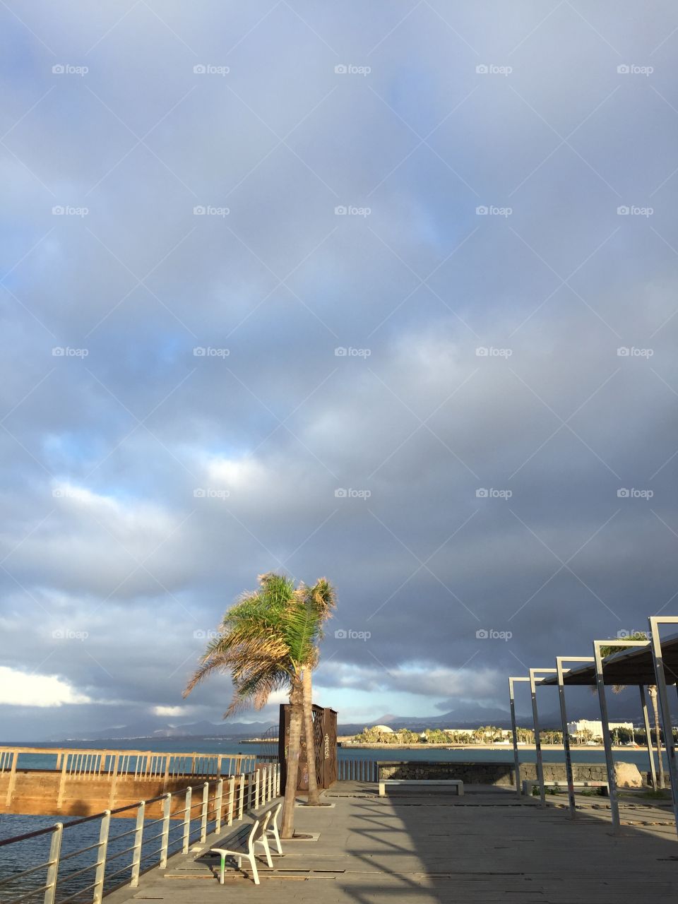 La belleza de Lanzarote Islas Canarias playa de Arrecife 