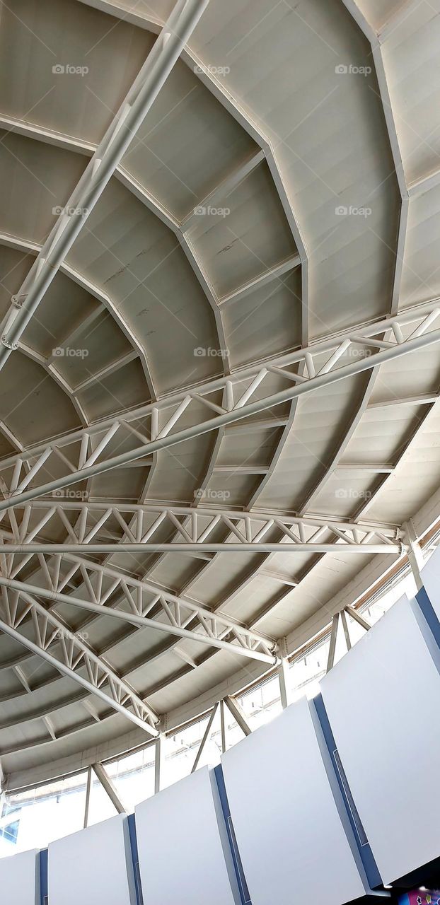 beautiful ceiling design in the structure in Los Aviadores Shopping Center in Maracay Venezuela