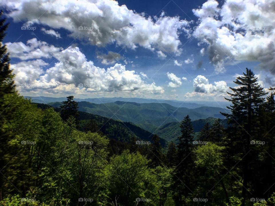 Beautiful blue sky over the Great Smoky Mountains of Tennessee 