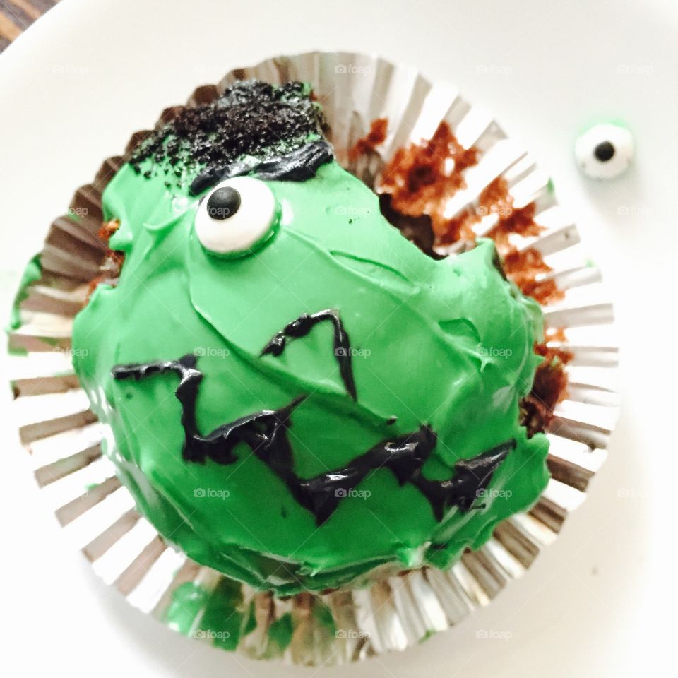 Frankenstin cupcake 