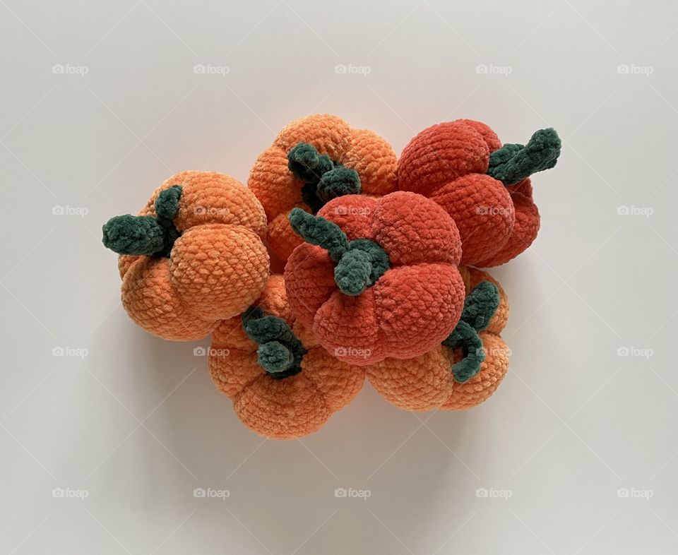 Crochet pumpkins
