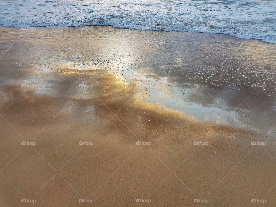 strange image reflected?