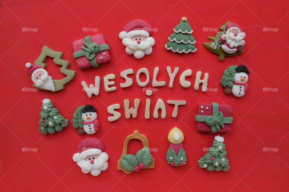 Wesolich Swiat, Merry Christmas in polish language with marzipan Christmas symbols