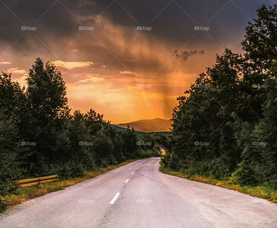 Something is brewing and we be chewing 