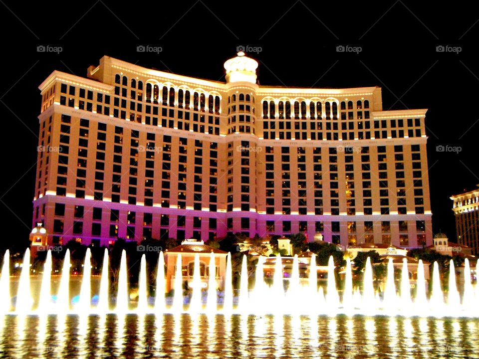 reflections of light magic fountain To Bellagio in Las Vegas