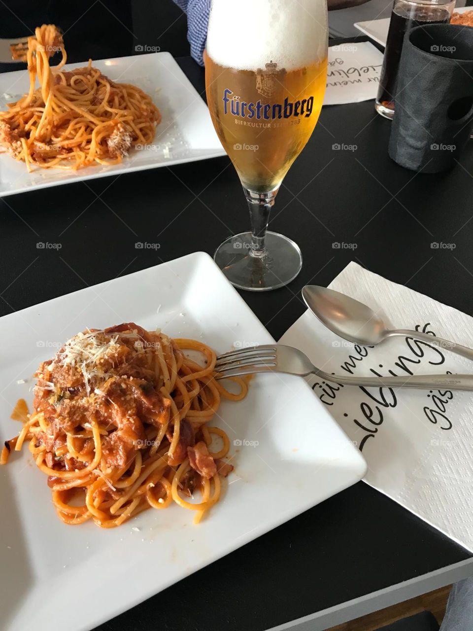 pranzo con i spaghetti