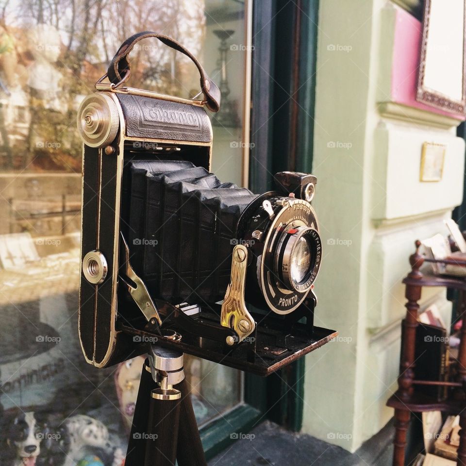 Old camera looks mighty good