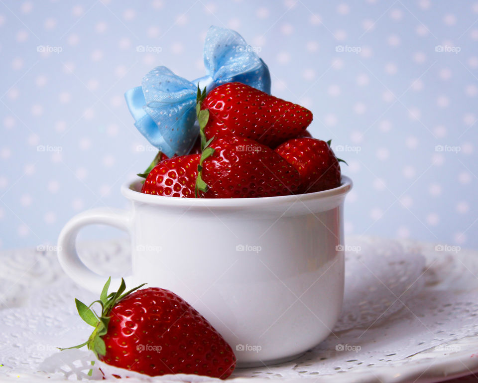 strawberry ribbon beautiful