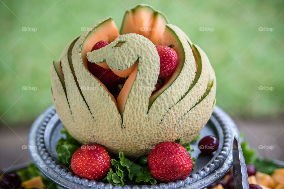 Swan Food Art with Melon Strawberry