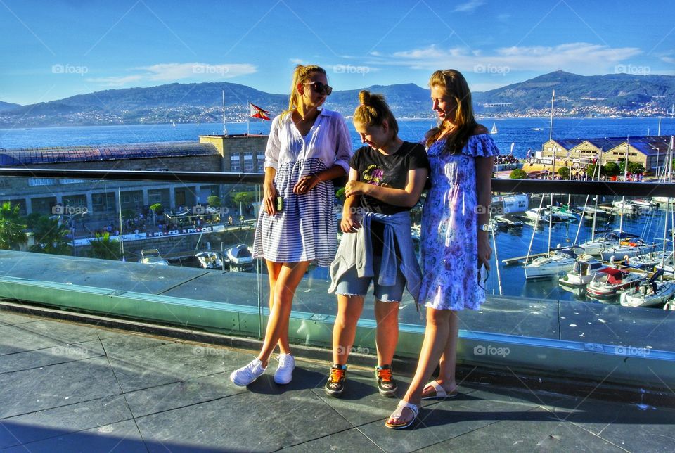 sisters at the port