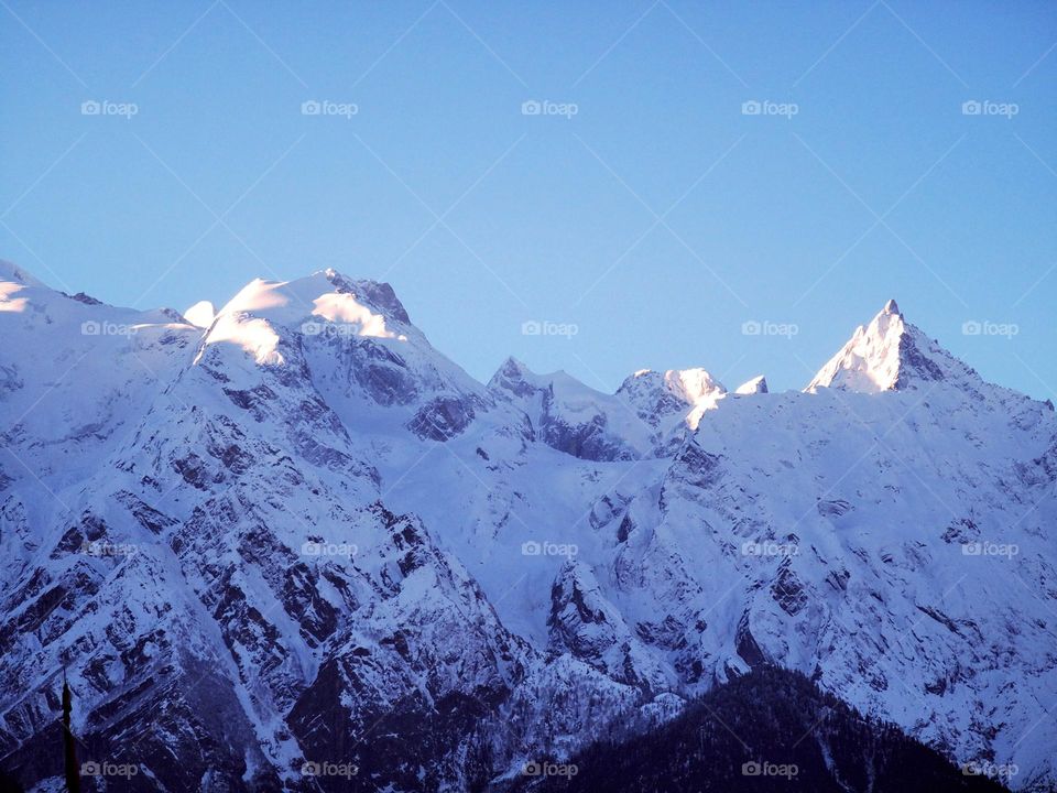 Sunrise morning on peaks of himalayas mountain