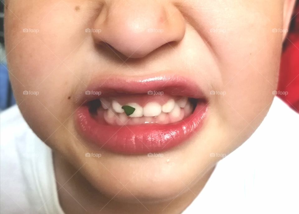 Green, white, teeth, toddler, parsley