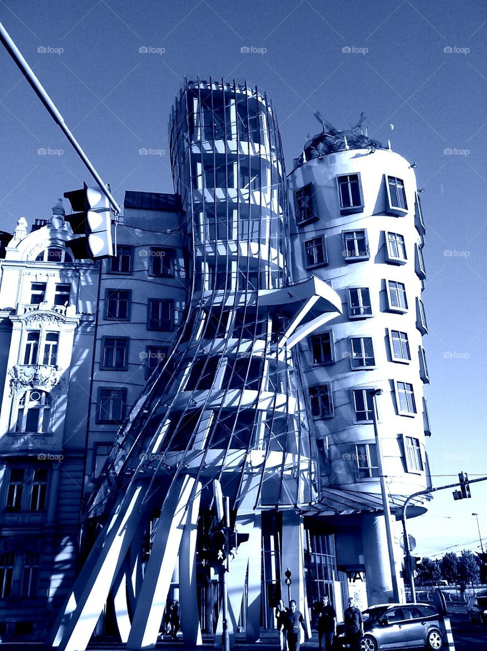 Dancing house, Prague