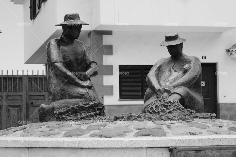 week, statue to fishermen