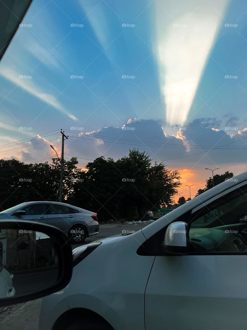 Behind the clouds the sun is always shining ♥️