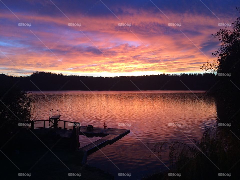 Vibrant Unfiltered Sunset over the Lake
