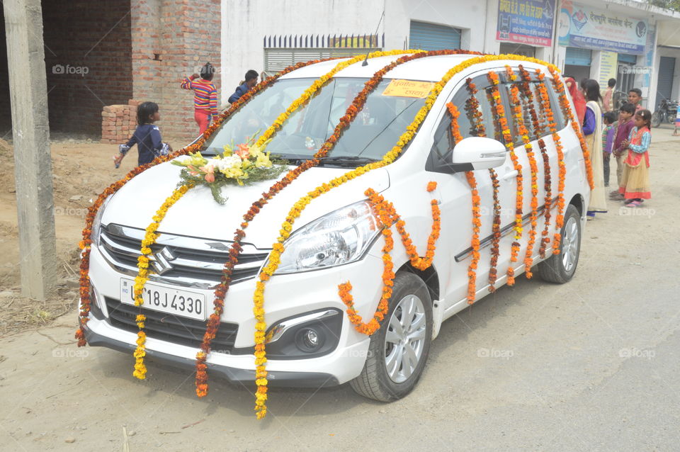 decorated car for marriage party it is the best place for get people.