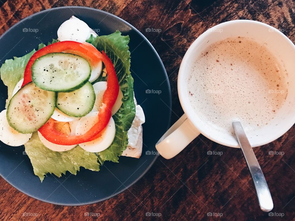 Egg sandwich and coffee 