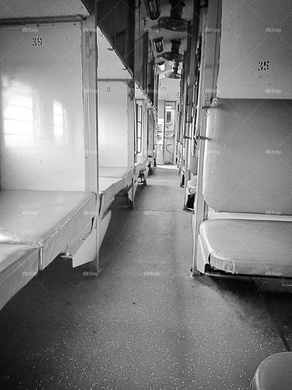 Train compartment