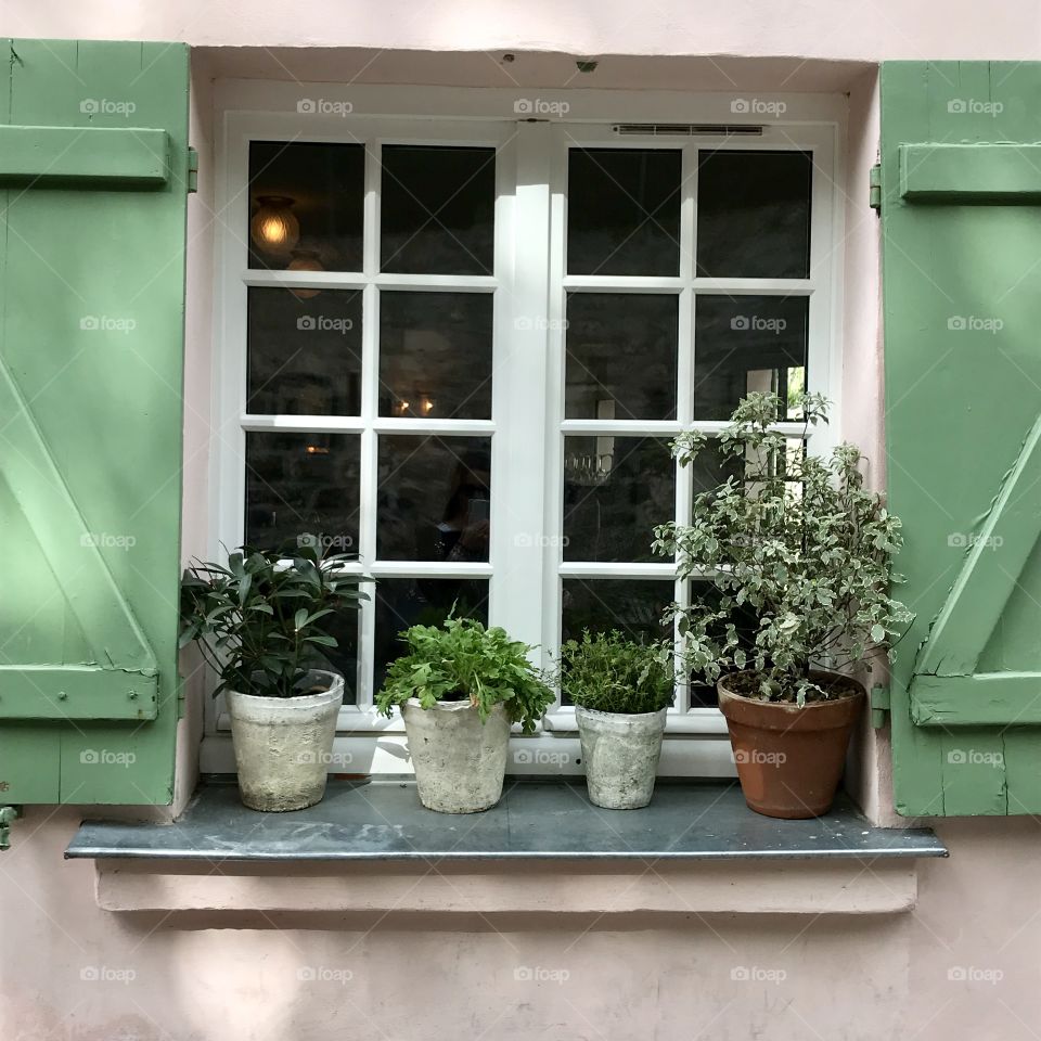 Doors and windows 