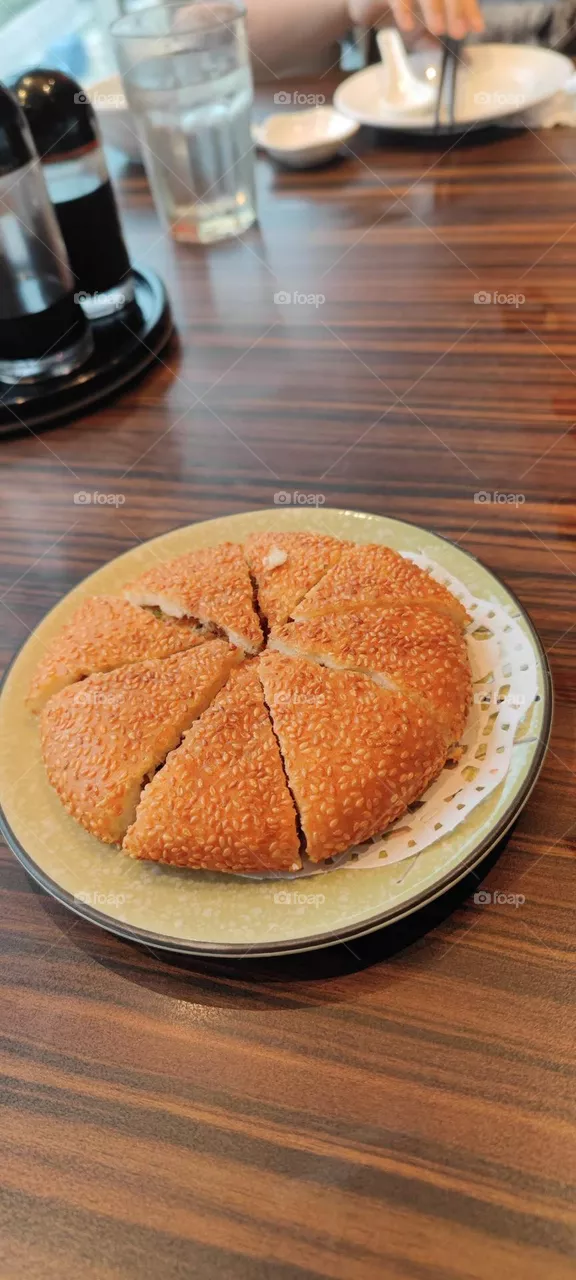 Scalion Pancake with chicken glissando Sesame