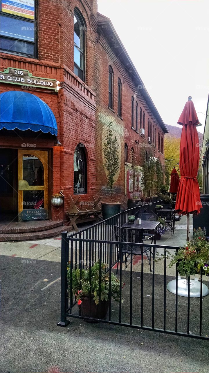 Making good use of the alley