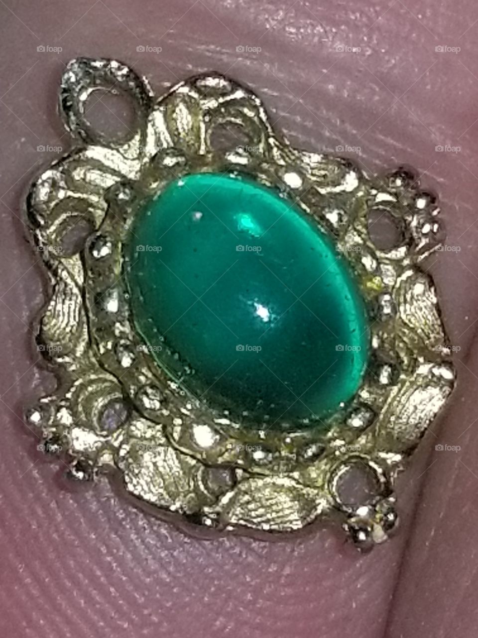 vintage emerald medallion