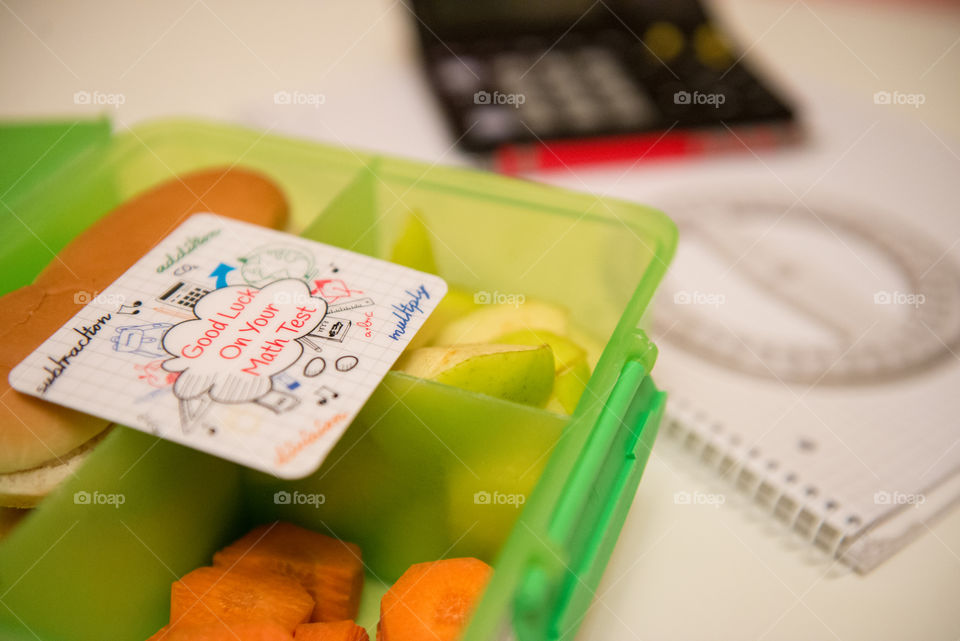 lunchbox card : good luck on your math test