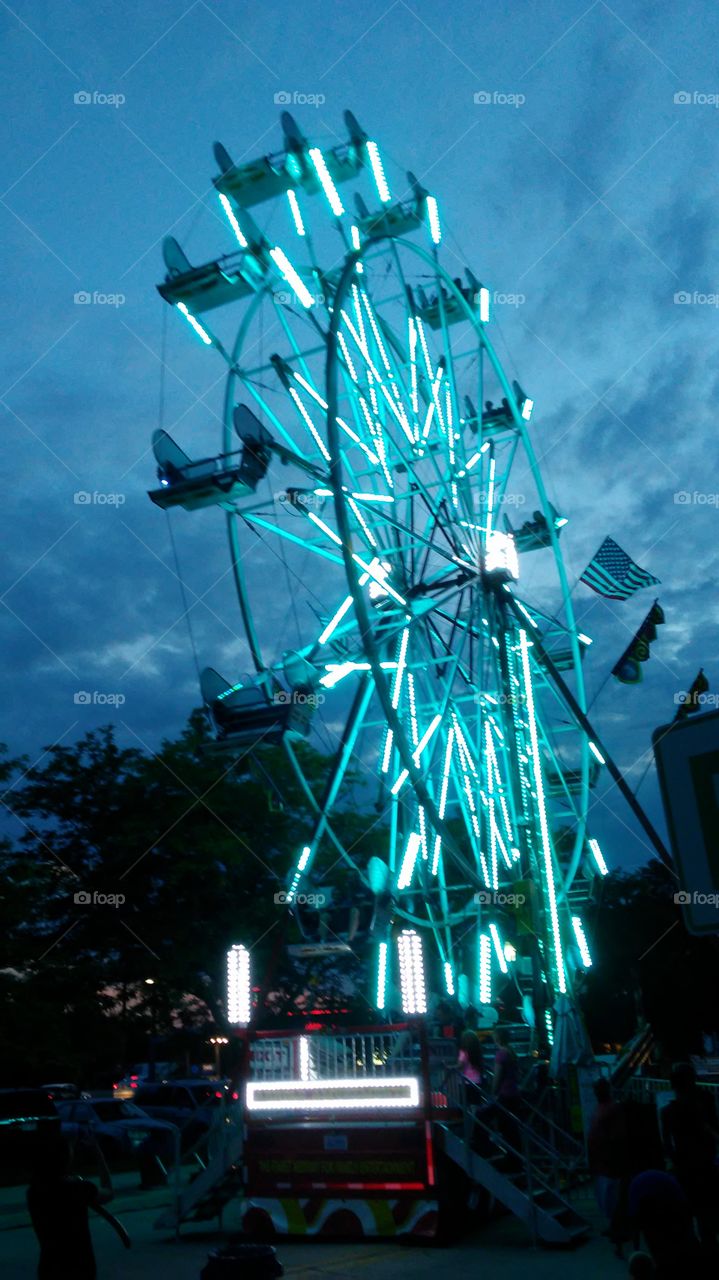 Ferris Wheel (Strawberry Festival 2018) by sbktdreed