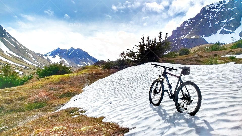 snow mountain bike