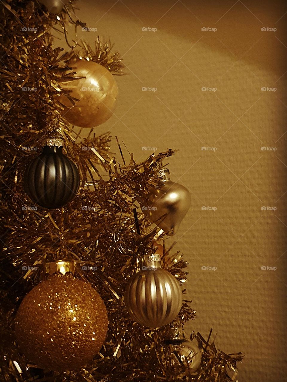 Christmas tree with balls