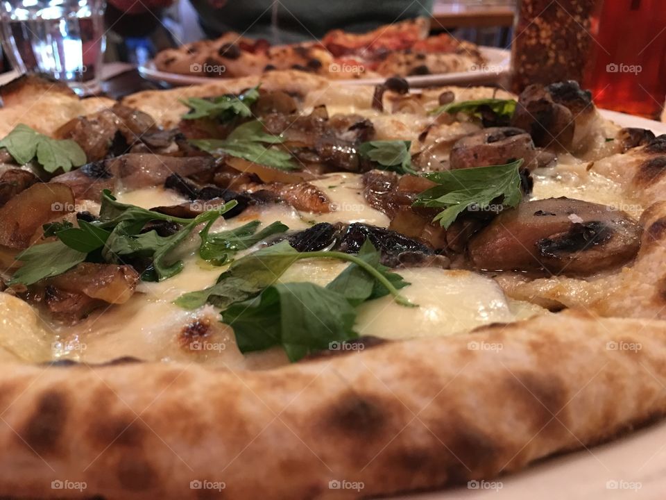 Delicious fungi pizza