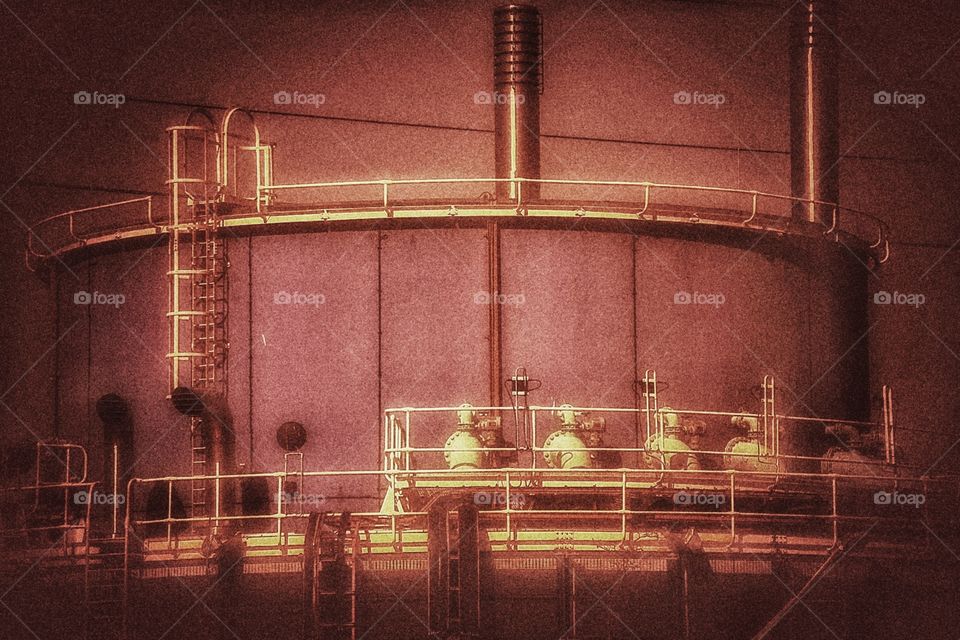 Gasometer . Gas